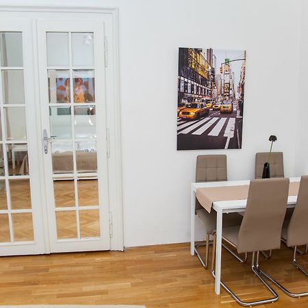 Welcome Apartment On Rybna Prague Exterior photo